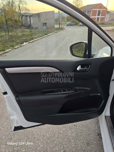 Citroen C4 TOTALNI FUL