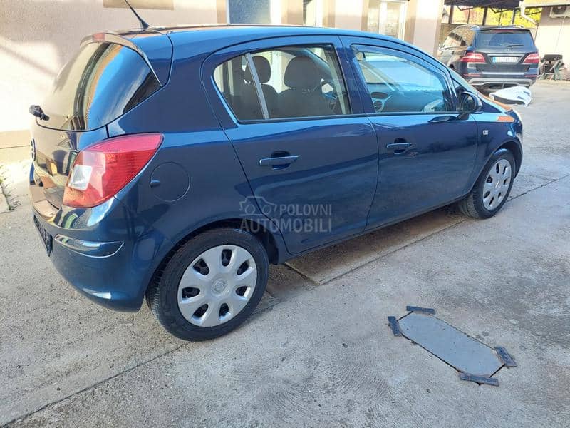 Opel Corsa D 1.4B 5VR NOWAA
