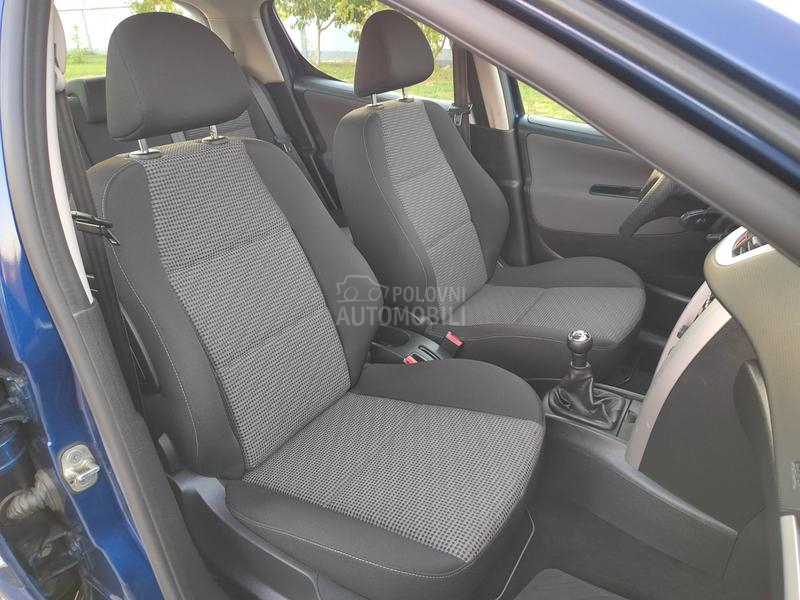Peugeot 207 1,4i 2009 101000 k m