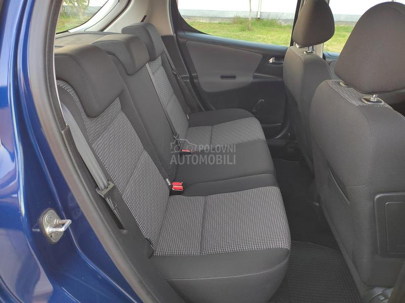 Peugeot 207 1,4i 2009 101000 k m