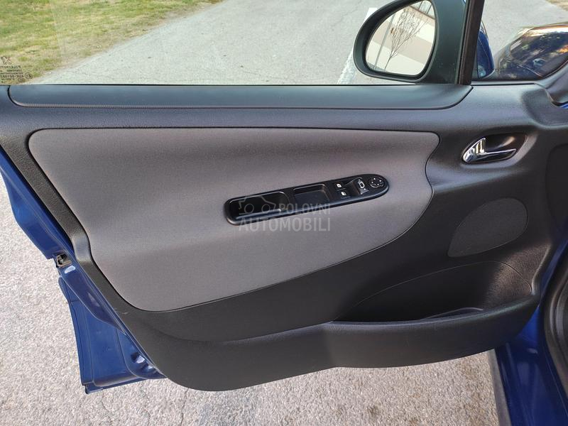 Peugeot 207 1,4i 2009 101000 k m