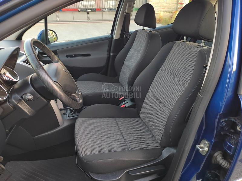 Peugeot 207 1,4i 2009 101000 k m
