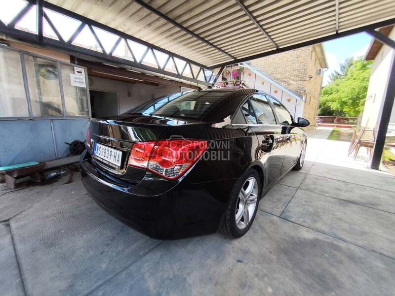 Chevrolet Cruze OČUVAN