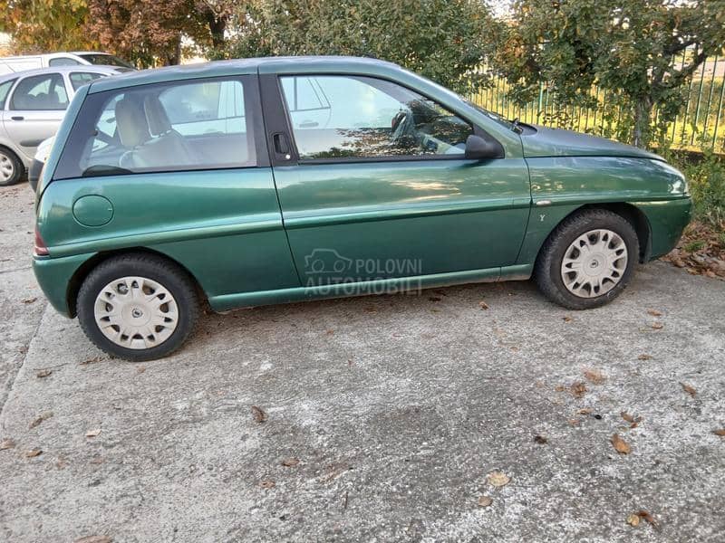 Lancia Ypsilon PA