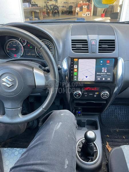 Multimedija Android Carplay