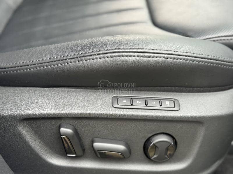 Škoda Kodiaq LAUREN KLEMENT PERLA