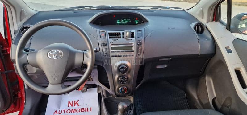 Toyota Yaris 1.0 VVT-i COOL
