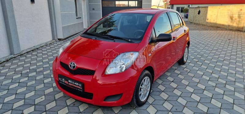 Toyota Yaris 1.0 VVT-i COOL