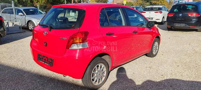Toyota Yaris 1.0 VVT-i COOL