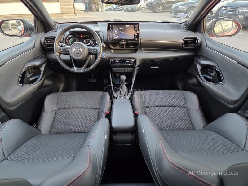 Toyota Yaris 1.5 VVT-I Hybrid