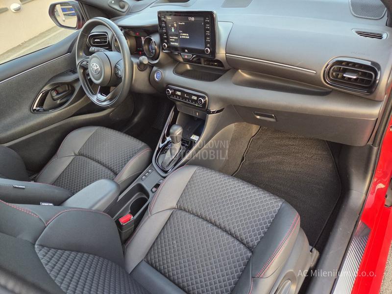 Toyota Yaris 1.5 VVT-I Hybrid