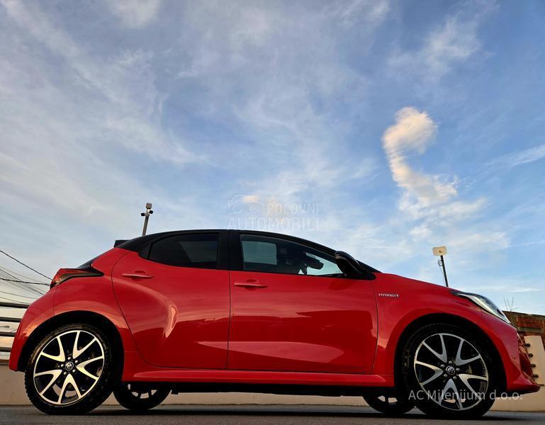 Toyota Yaris 1.5 VVT-I Hybrid