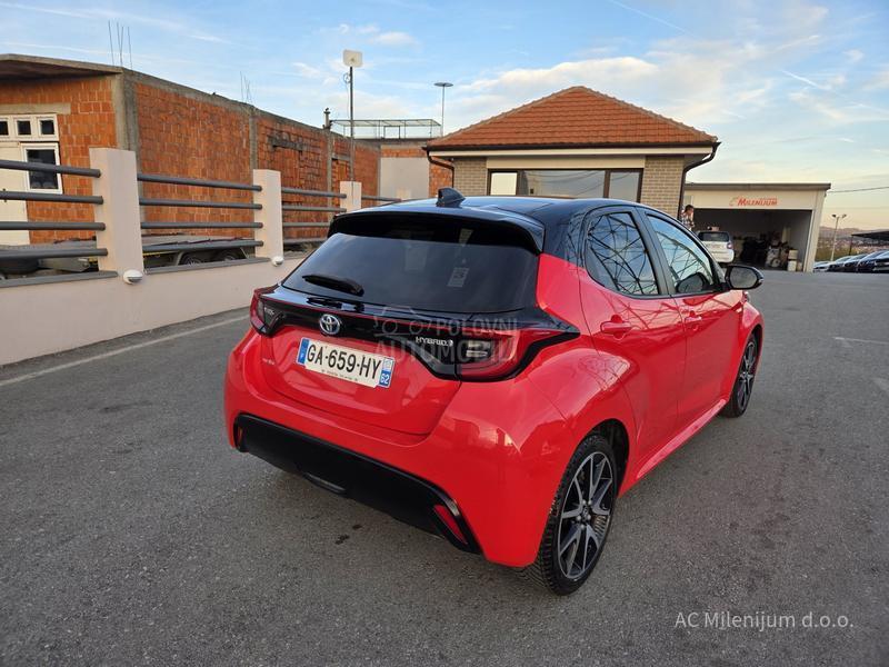 Toyota Yaris 1.5 VVT-I Hybrid