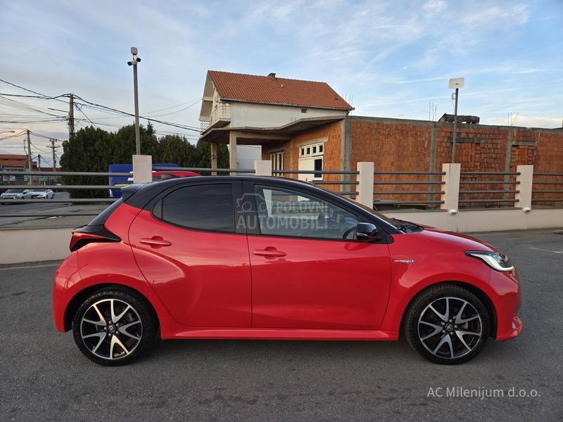 Toyota Yaris 1.5 VVT-I Hybrid