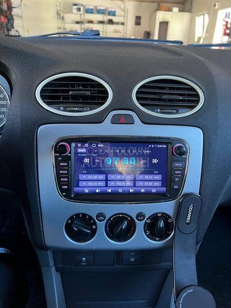 Multiemdija Carplay