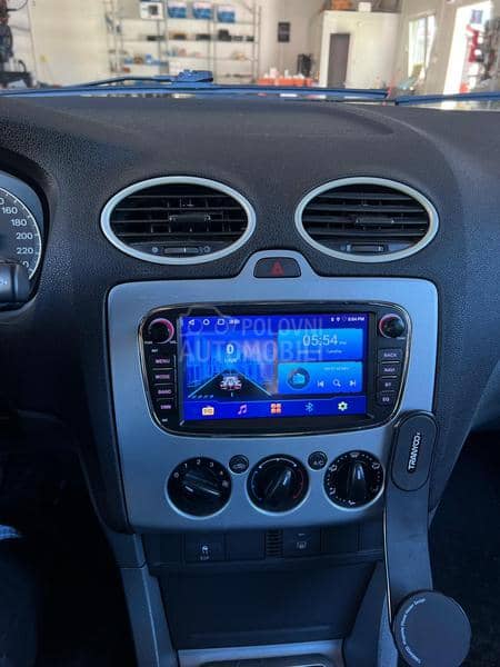 Multiemdija Carplay