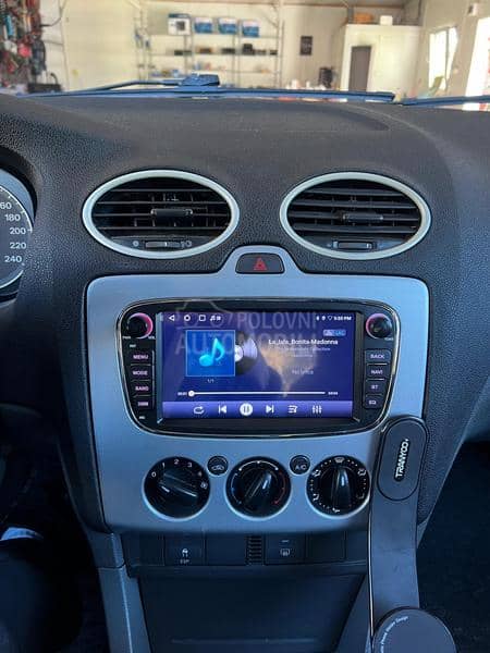 Multiemdija Carplay