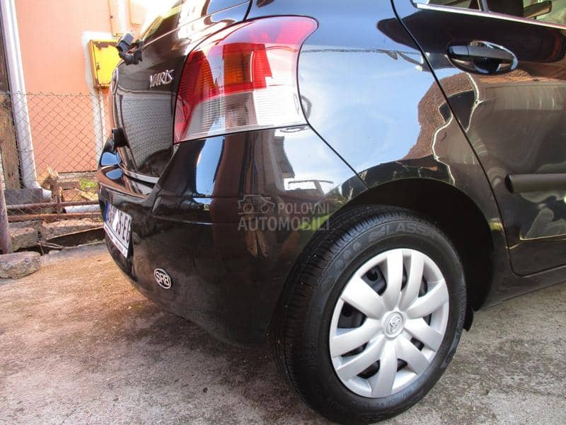 Toyota Yaris / R e t k o s t