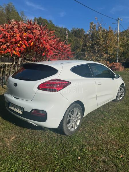 Kia pro_cee`d 