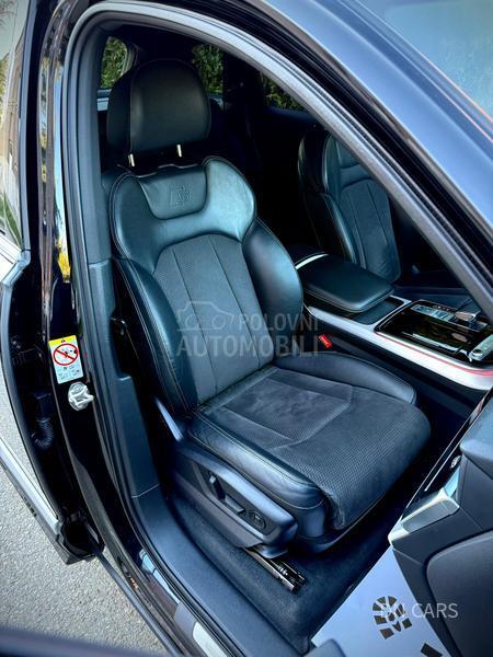 Audi Q7 QUATTRO HIBRID