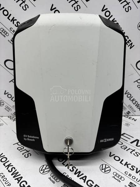 Punjač za punjenje vozila