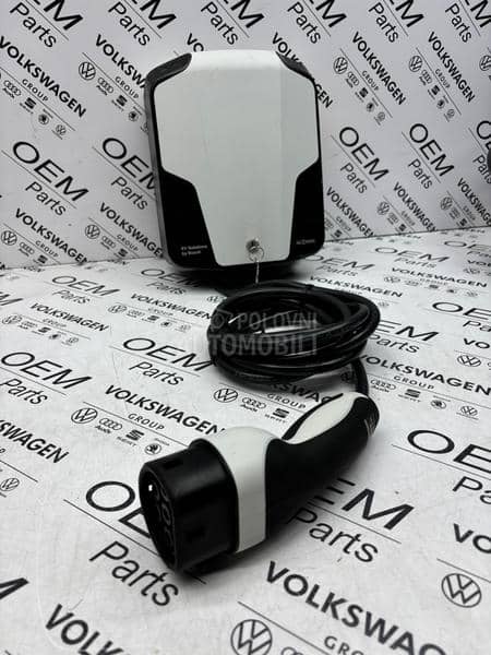 Punjač za punjenje vozila