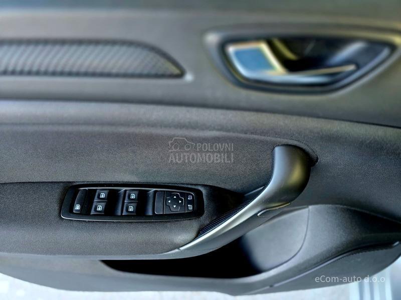 Renault Megane 1.3 TCE GRANDCOUPE