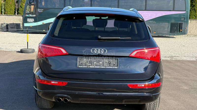 Audi Q5 quattro