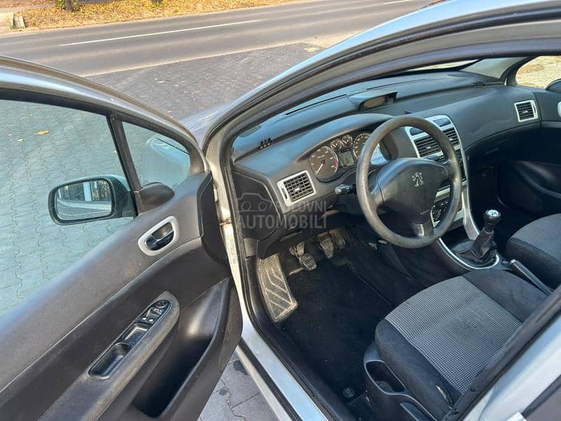 Peugeot 307 sw 7 sedista