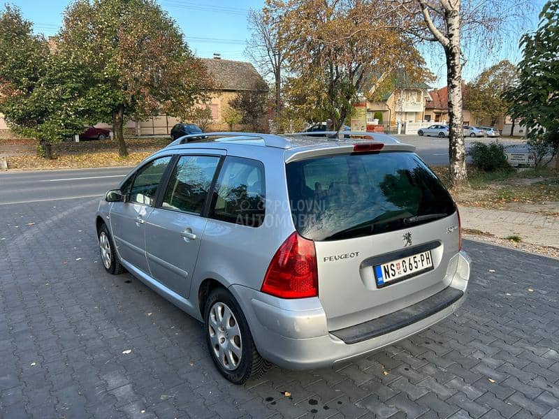 Peugeot 307 sw 7 sedista