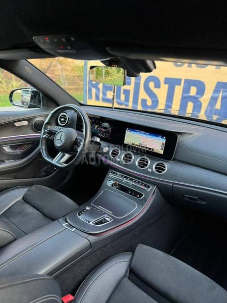 Mercedes Benz E 220 3xAMG/MultiBeam/Ambi