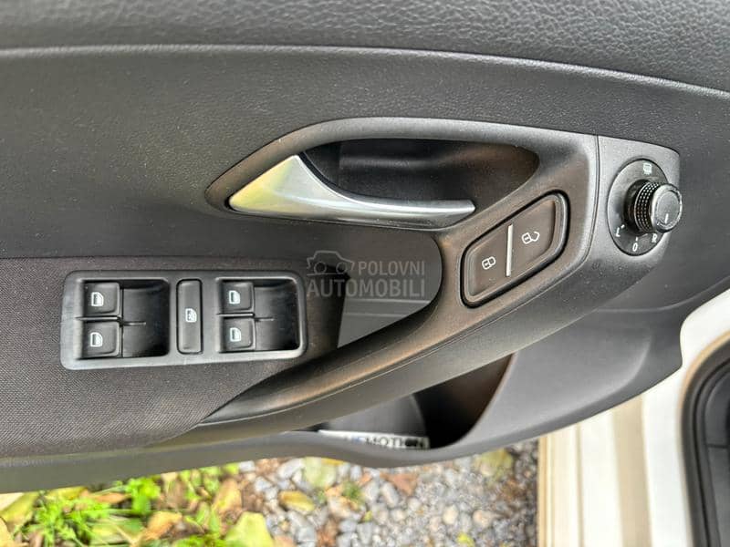 Volkswagen Polo 1.4 tdi sport