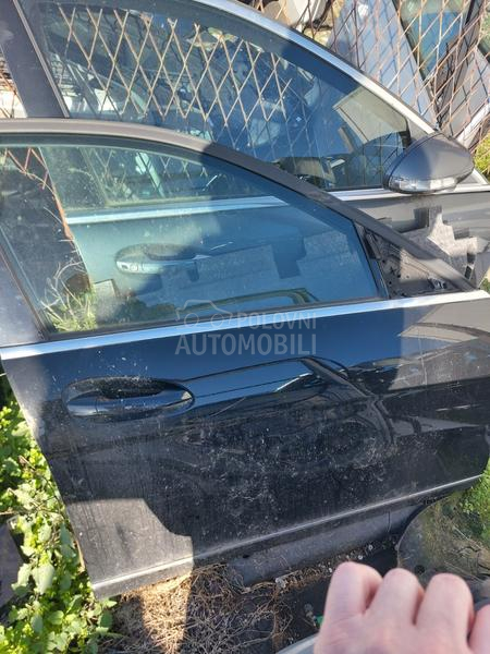 prednja desna vrata w212
