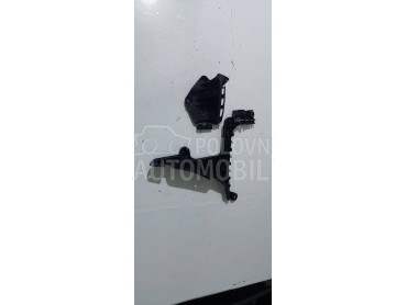 nosac zad branika za Audi A3 od 2005. do 2012. god.