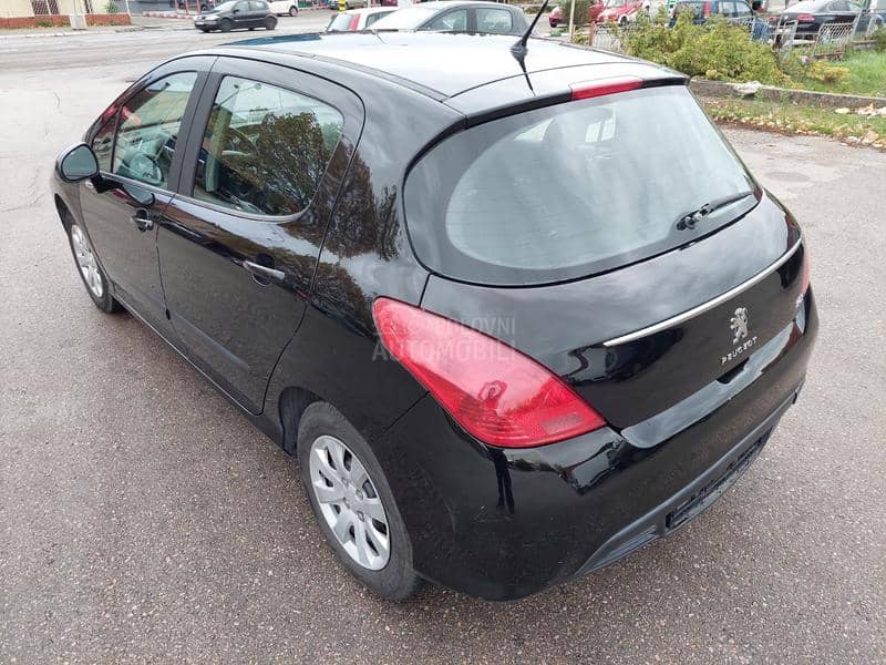 Peugeot 308 1.6eHDI 68 k.w.