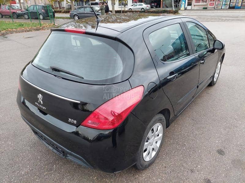 Peugeot 308 1.6eHDI 68 k.w.