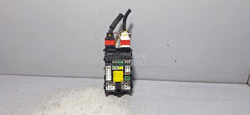 ELEKTRONIKA KUTIJA OSIGURACA