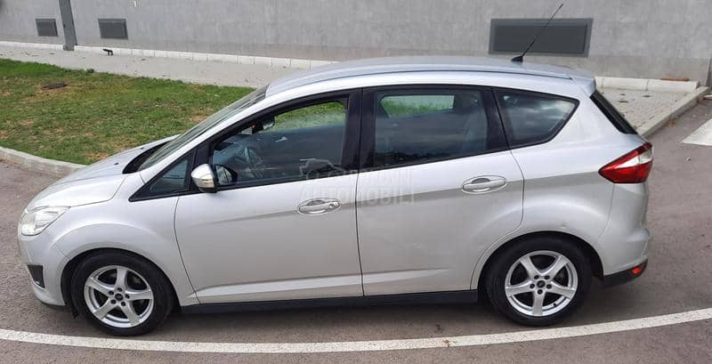 Ford C-Max TITANIUM
