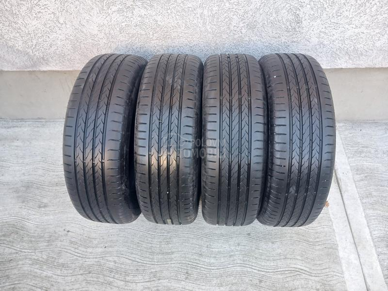 Continental 215/60 R17 Letnja
