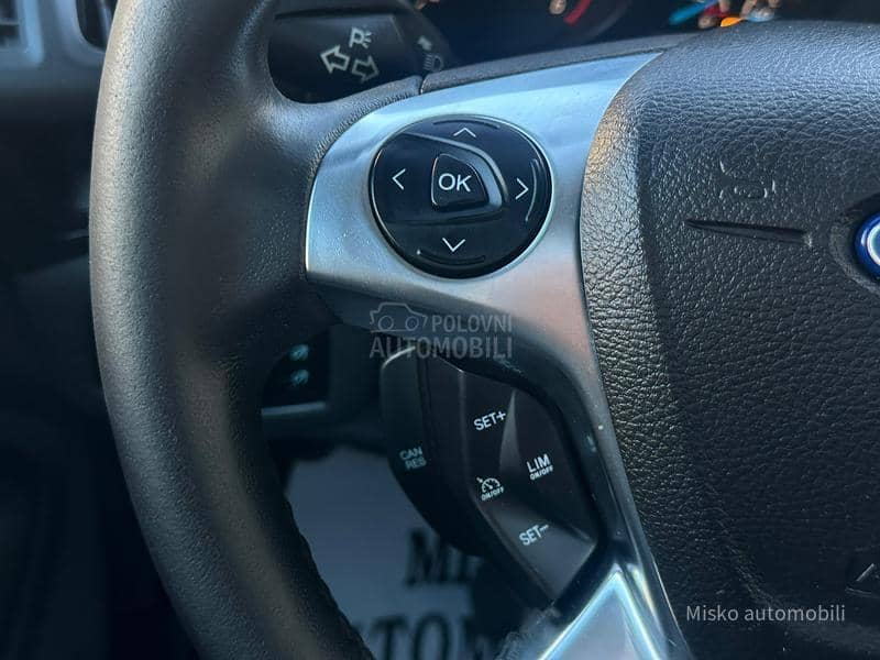 Ford Tourneo Connect 1.6 TDCI Pano