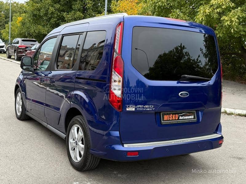 Ford Tourneo Connect 1.6 TDCI Pano