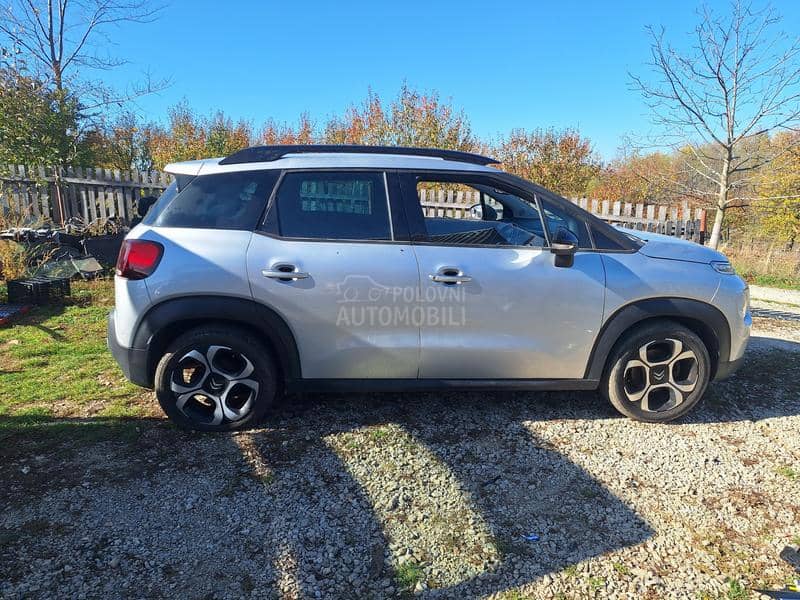 vrata prednja zadnja