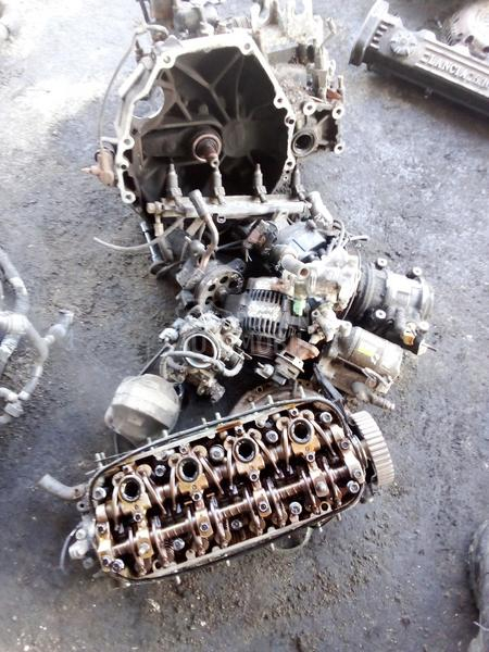 Delovi motora  2,0. 16v