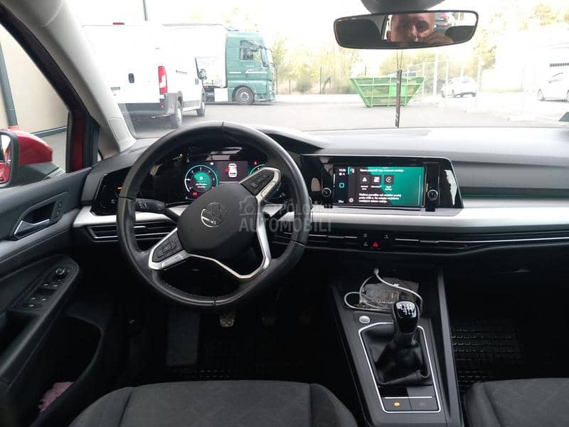 Volkswagen Golf 8 2.0 life