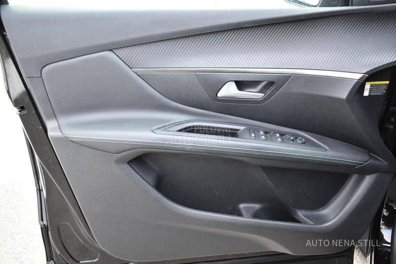 Peugeot 3008 Allure 1.2 AT