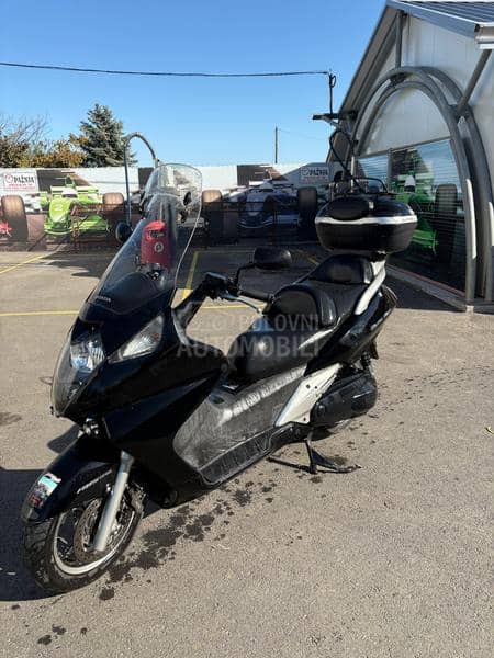 Honda Silver Wing FJS 600