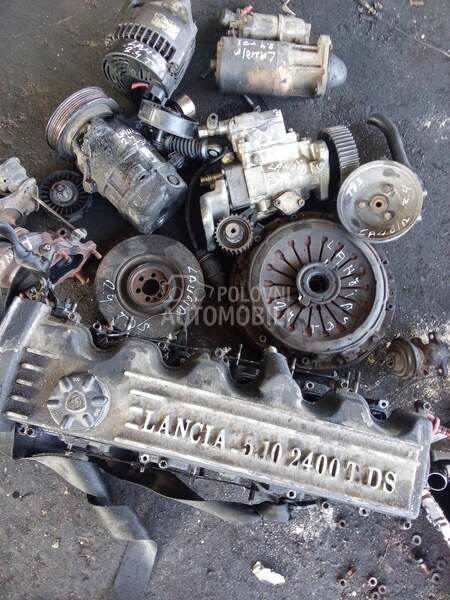 Delovi motora 2,4 tds