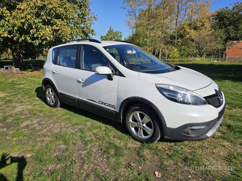 Renault Scenic 1.5 dci X-MODE CROSS