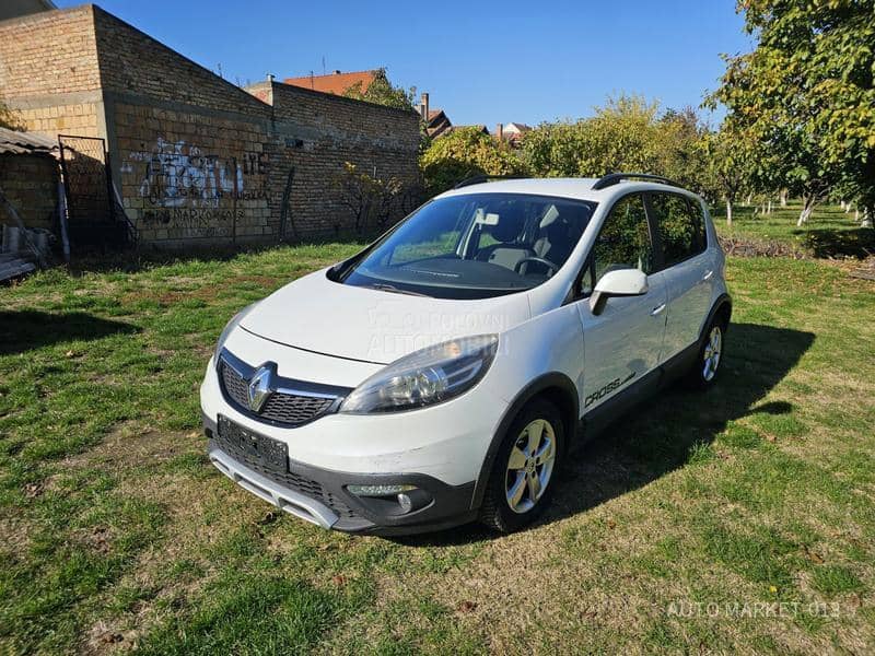 Renault Scenic 1.5 dci X-MODE CROSS