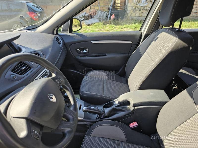 Renault Scenic 1.5 dci X-MODE CROSS
